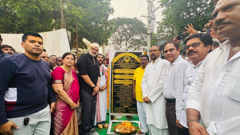 సిరివెన్నెల సీతారామశాస్త్రి ఆస్తులను మించిన ఆత్మీయులను సంపాదించుకున్నారు: ఎమ్మెల్సీ నాగబాబు | MLC Naga Babu Lays Foundation To Sirivennela Memorial Park In Anakapalle, Details Inside